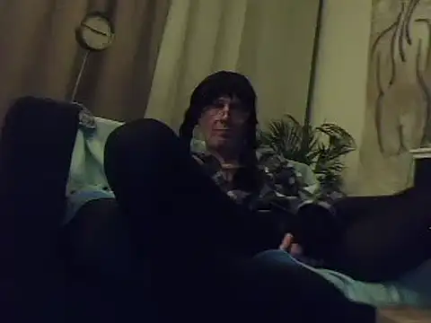 Snapshot of MannenKut chatting on November 2025 01:39:01 AM MannenKut online show from November 2025 01:39:01 AM