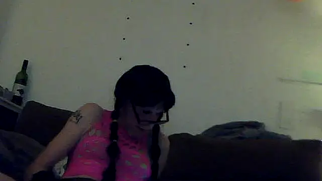 Snapshot of MannenKut chatting on December 2025 05:24:02 AM MannenKut online show from December 2025 05:24:02 AM