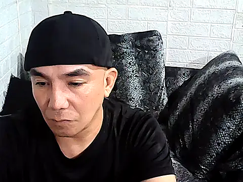 yourasiandesire69 online show from December 2025 06:13:02 PM