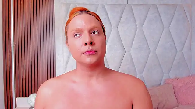 IrinaaVega online show from April 2026 05:21:01 PM