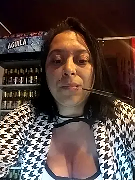 Caroline-17 online show from December 2025 11:54:01 PM