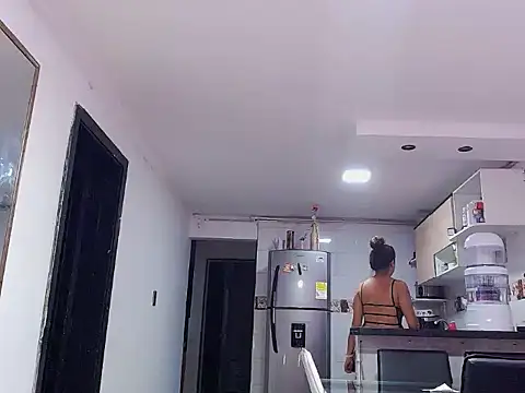 Caroline Jons online show from November 2025 11:10:02 AM