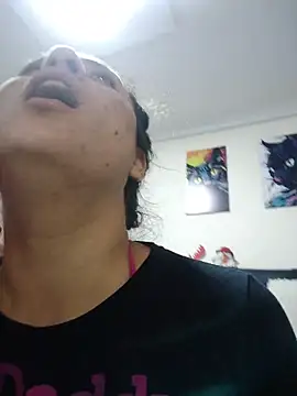 Caroline Jons online show from December 2025 12:54:01 PM