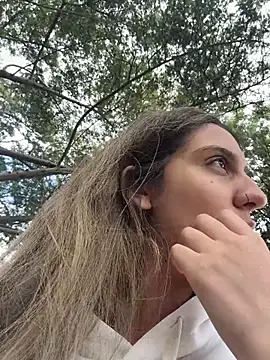 Snapshot of sarah_honey__ chatting on January 2026 03:03:01 PM sarah honey online show from January 2026 03:03:01 PM