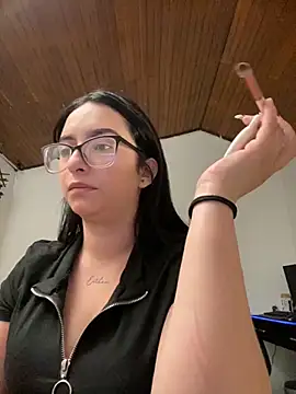 Kloe Novoa online show from November 2025 12:49:01 PM