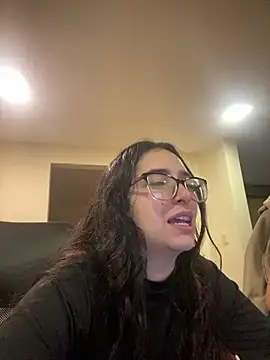 Kloe Novoa online show from March 2026 01:05:01 PM