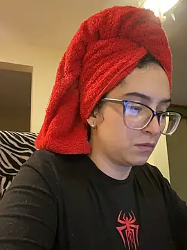 Kloe Novoa online show from April 2026 01:03:01 PM