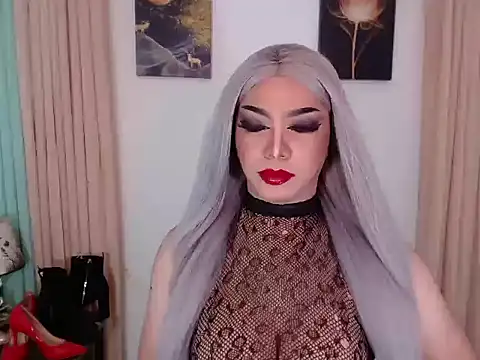  Danica Malibog  online show from November 2025 12:57:02 AM