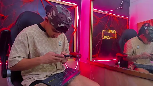 ethan york online show from October 2025 04:18:02 AM