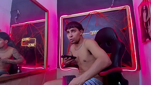 ethan york online show from October 2025 03:54:02 AM