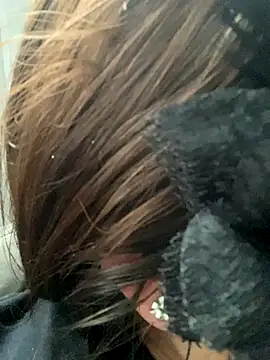 crazzyanne online show from December 2025 08:25:01 PM