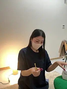 akimix xoxo online show from December 2025 01:38:02 PM