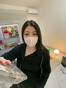 akimix xoxo online show from February 2026 01:11:01 PM