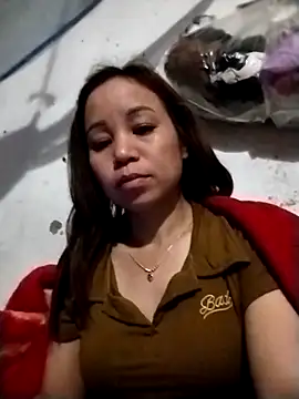 Gwen-n online show from November 2025 04:46:01 PM