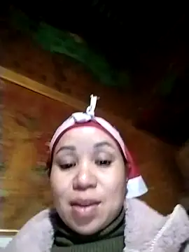 Gwen-n online show from December 2025 02:24:02 PM