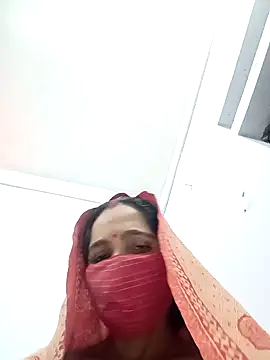 Indiangueen online show from November 2025 09:31:02 PM