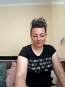 Snapshot of Gabrielaalialiali chatting on May 2026 09:58:02 AM Gabrielaalialiali online show from May 2026 09:58:02 AM