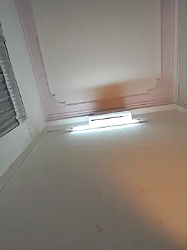 ezabel- online show from December 2025 01:06:01 PM