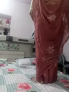 Best couple2001 online show from November 2025 03:02:01 PM