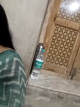 Best couple2001 online show from December 2025 05:56:01 AM