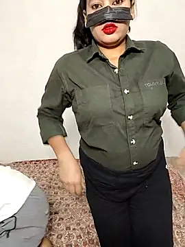 Snapshot of Heena-143 chatting on April 2026 04:15:01 PM Heena-143 online show from April 2026 04:15:01 PM