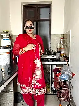 Snapshot of Heena-143 chatting on April 2026 04:07:01 PM Heena-143 online show from April 2026 04:07:01 PM