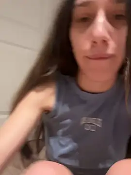 Snapshot of LollaVibes chatting on February 2026 06:42:01 AM LollaVibes online show from February 2026 06:42:01 AM