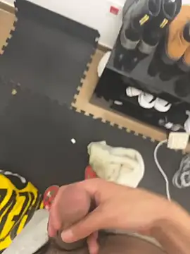 findomhot online show from October 2025 08:32:01 PM