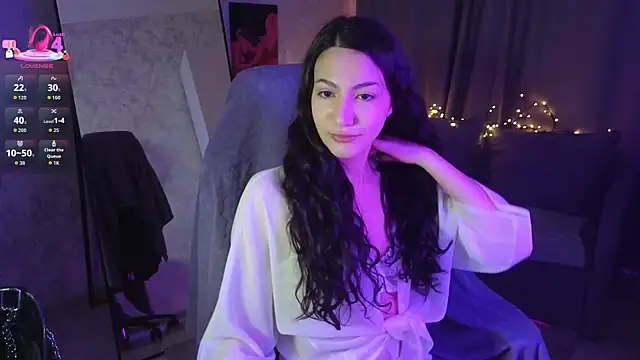 Snapshot of Mulan_Lo chatting on November 2025 08:14:01 PM Mulan Lo online show from November 2025 08:14:01 PM