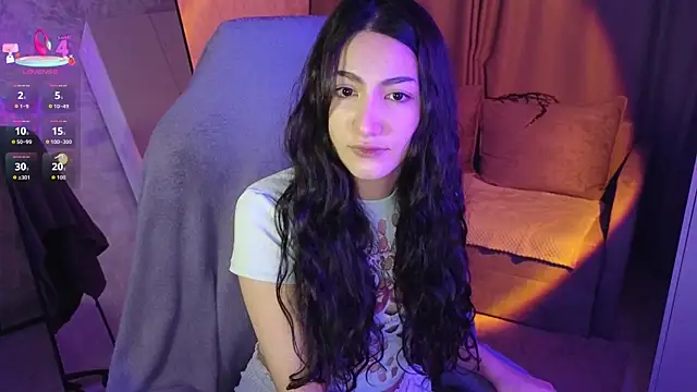 Snapshot of Mulan_Lo chatting on December 2025 06:45:01 PM Mulan Lo online show from December 2025 06:45:01 PM