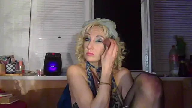 Snapshot of LilaniLoverx chatting on May 2026 08:36:02 PM LilaniLoverx online show from May 2026 08:36:02 PM