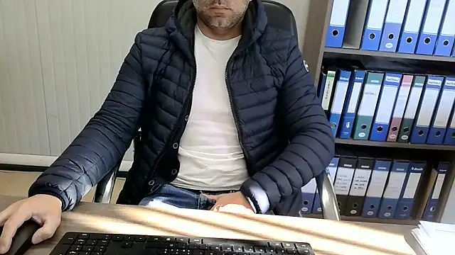 Evasionee online show from March 2026 07:09:02 AM