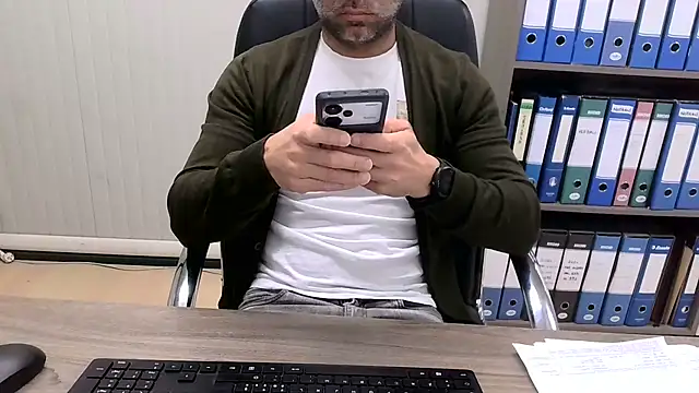 Evasionee online show from April 2026 06:08:01 AM