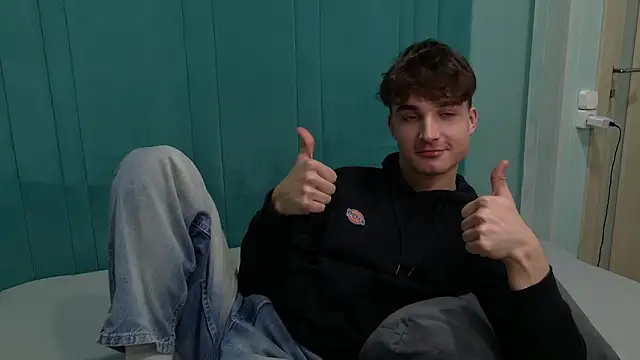 Richard steele hot online show from December 2025 04:01:02 PM