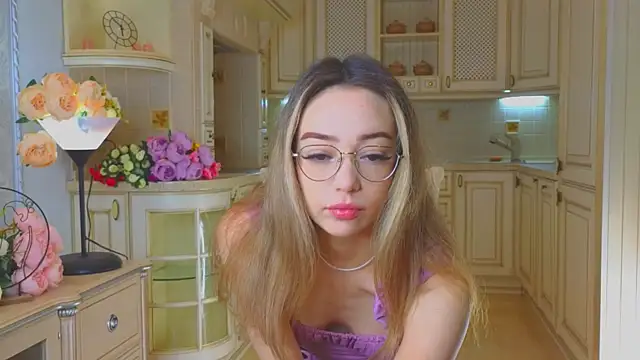 DeiraCharson online show from November 2025 03:18:02 AM