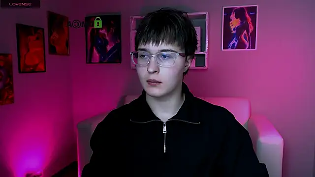 Snapshot of teo_wilson chatting on November 2025 02:27:01 PM teo wilson online show from November 2025 02:27:01 PM