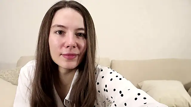 Petalwren online show from December 2025 11:39:02 AM