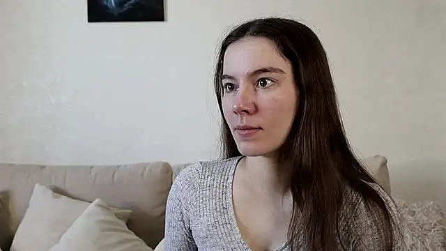 Snapshot of Petalwren chatting on March 2026 10:21:01 AM Petalwren online show from March 2026 10:21:01 AM