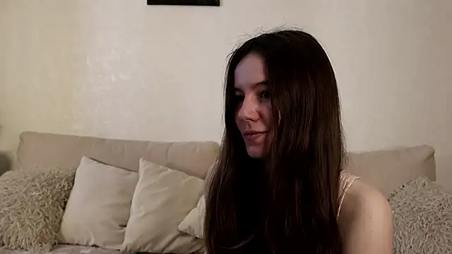 Snapshot of Petalwren chatting on March 2026 10:59:01 AM Petalwren online show from March 2026 10:59:01 AM