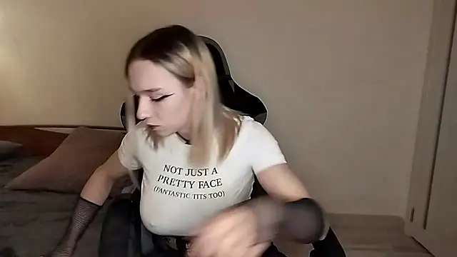 Snapshot of icebenz chatting on February 2026 04:57:02 PM icebenz online show from February 2026 04:57:02 PM