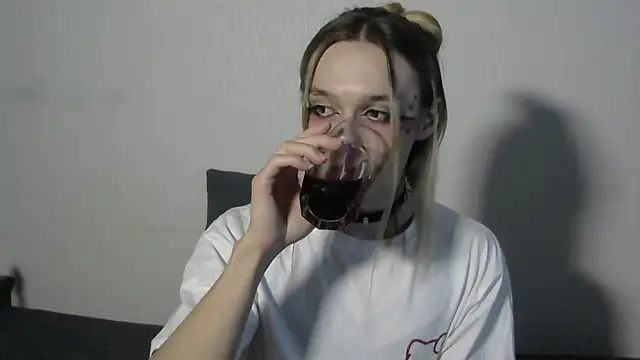 Snapshot of icebenz chatting on March 2026 03:07:02 PM icebenz online show from March 2026 03:07:02 PM