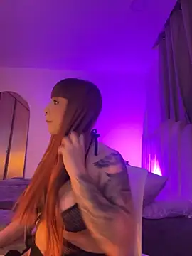 Snapshot of GiaStonne chatting on March 2026 02:39:02 AM GiaStonne online show from March 2026 02:39:02 AM