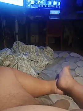 Snapshot of Piope1984 chatting on February 2026 03:10:01 AM Piope1984 online show from February 2026 03:10:01 AM