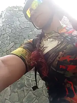 LAPOTRA 04 online show from December 2025 08:15:02 PM