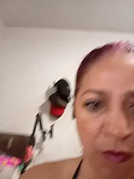 LAPOTRA 04 online show from December 2025 01:13:01 AM