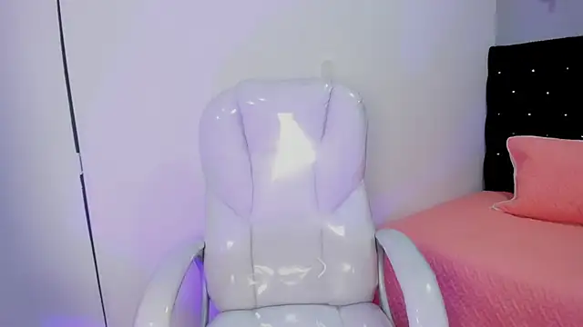 Snapshot of Abella_bunny chatting on October 2025 03:53:02 AM Abella bunny online show from October 2025 03:53:02 AM