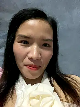 Yunzang online show from October 2025 12:18:02 PM