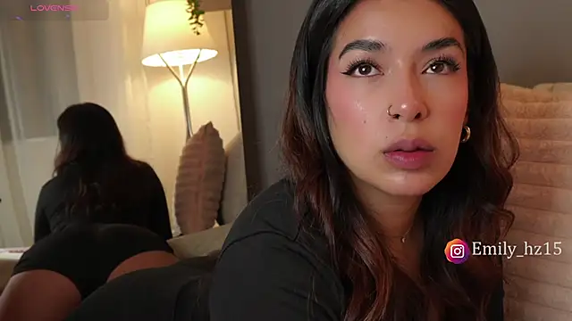 Snapshot of Missemily_11 chatting on March 2026 10:07:02 AM Missemily 11 online show from March 2026 10:07:02 AM