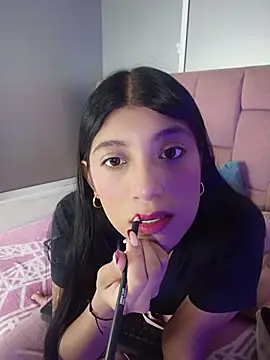 YeseniaRodriguez3 online show from July 2026 12:56:01 PM