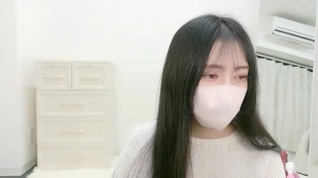 Snapshot of annachan_v chatting on April 2026 02:40:01 PM annachan v online show from April 2026 02:40:01 PM